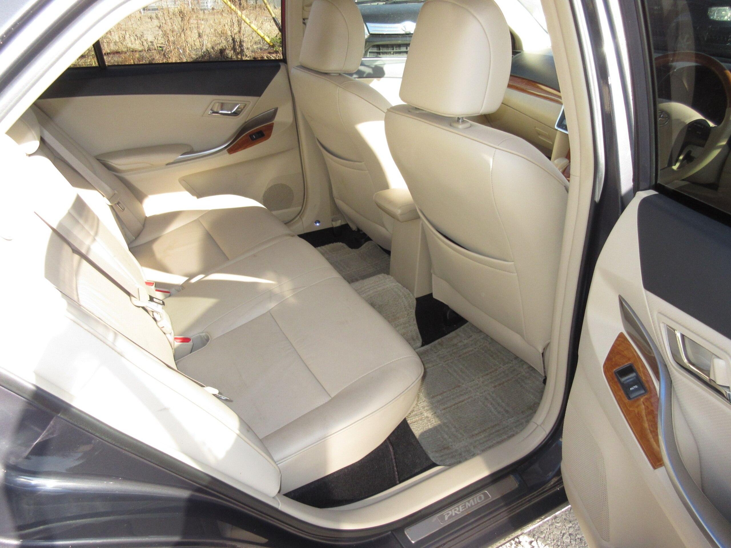 2014 Toyota Premio Superior Package